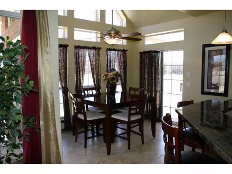 30240 Stephens Dr, Mcloud, OK 74851 photo 6