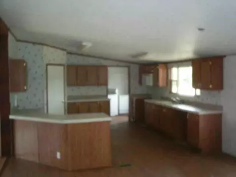 2201 Ford Ct, Edmond, OK 73034 photo 3