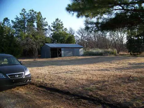 30209 Memorial Rd, Mcloud, OK 74851 photo 5