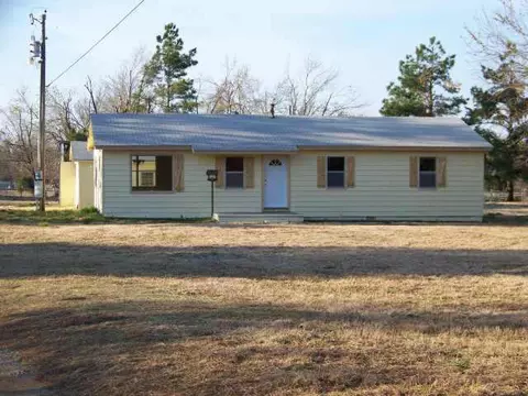 30209 Memorial Rd, Mcloud, OK 74851 photo 1