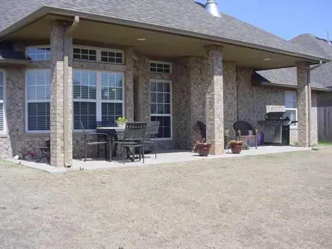 308 E Mobile Ter, Mustang, OK 73064 photo 8
