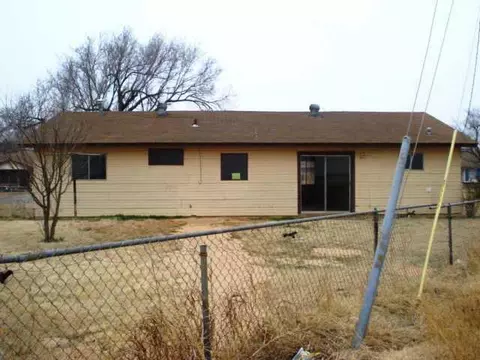 1034 Elk St, Altus, OK 73521 photo 9