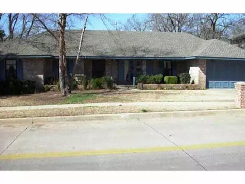 2822 Walnut, Norman, OK 73072 photo 1