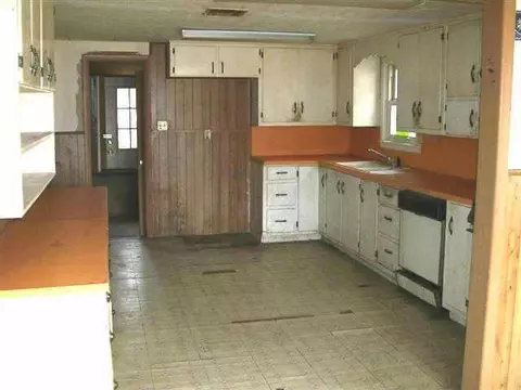 105 Walnut Ave, Comanche, OK 73529 photo 6