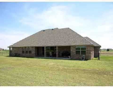 1105 Riata, Tuttle, OK 73089 photo 10