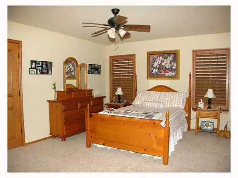 1105 Riata, Tuttle, OK 73089 photo 9