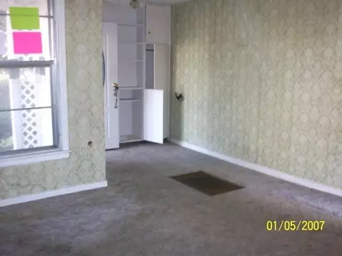 420 E Commerce St, Altus, OK 73521 photo 2