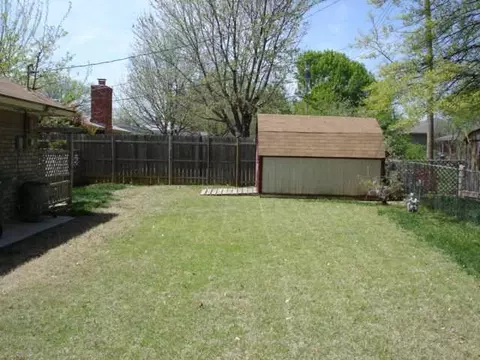 237 SE 31st St, Edmond, OK 73013 photo 3
