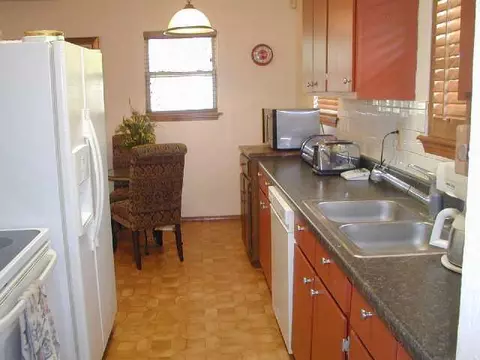 106582 S Kermit Rd, Mcloud, OK 74851 photo 3