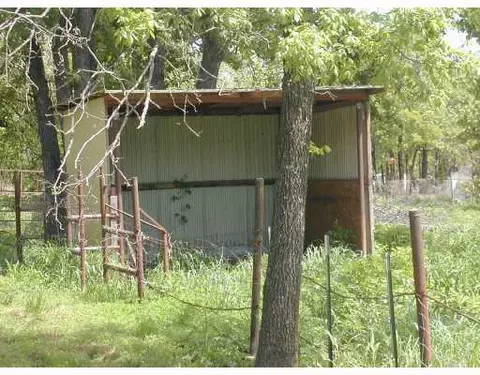 106582 S Kermit Rd, Mcloud, OK 74851 photo 9