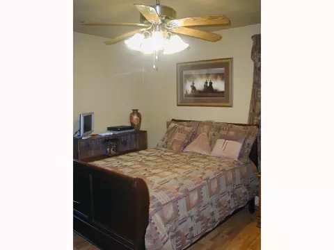 106582 S Kermit Rd, Mcloud, OK 74851 photo 6