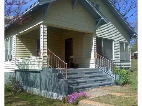 211 E 4th, Cement, OK 73017 photo 1