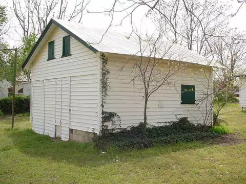 602 SW 2nd St, Tuttle, OK 73089 photo 9