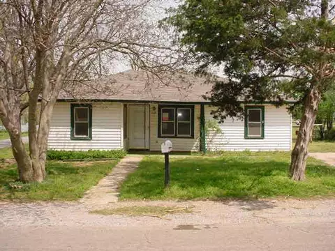 602 SW 2nd St, Tuttle, OK 73089 photo 1