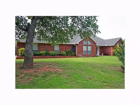 2284 Lee Pl, Tuttle, OK 73089 photo 1