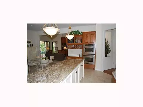 348 St Clair, Norman, OK 73072 photo 5