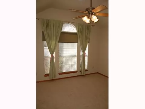 1925 Broone, Norman, OK 73071 photo 11