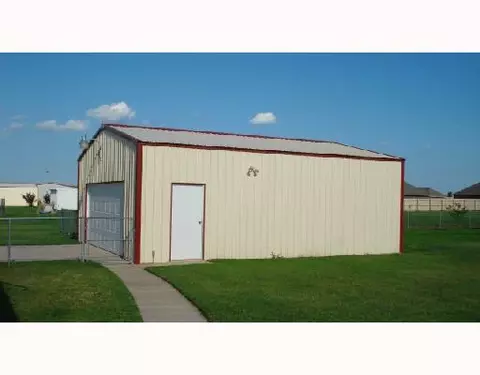 4020 Nugget Ln, Tuttle, OK 73089 photo 2
