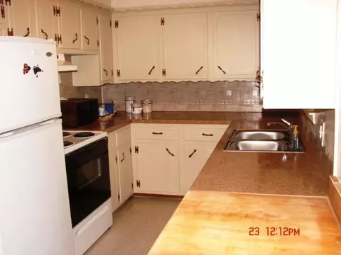 1100 Harrington Dr, Moore, OK 73160 photo 5