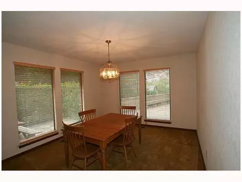 1808 Eagle Dr, Edmond, OK 73034 photo 4