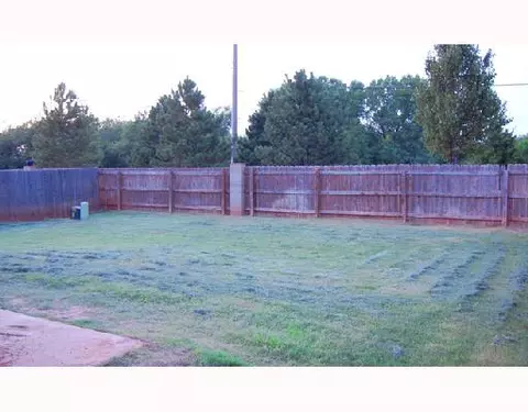 2085 Echo Rdg, Edmond, OK 73012 photo 9
