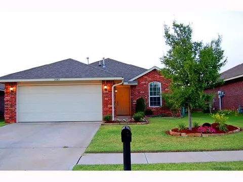 2085 Echo Rdg, Edmond, OK 73012 photo 1
