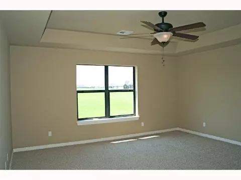 4608 Riverside Dr, Tuttle, OK 73089 photo 9