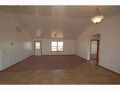 1476 County Road 1189, Tuttle, OK 73089 photo 2
