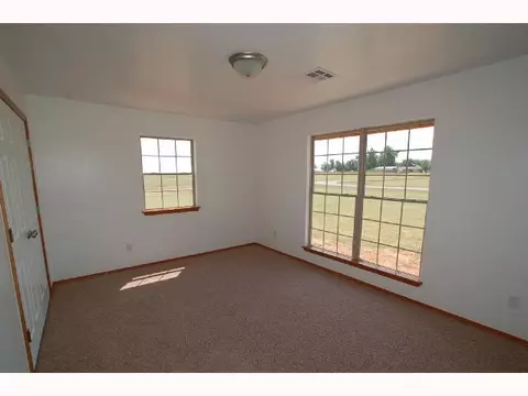 1476 County Road 1189, Tuttle, OK 73089 photo 6