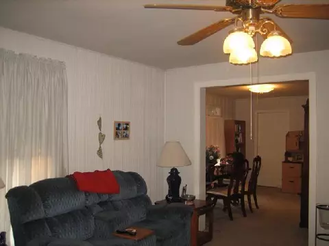 804 E Noble, Guthrie, OK 73044 photo 2