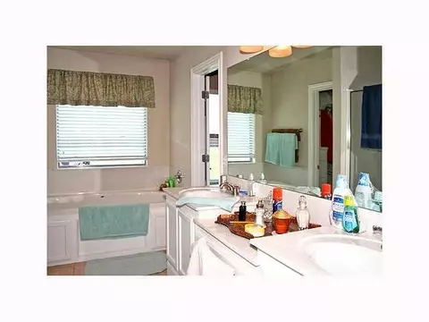 1514 Excaliber, Tuttle, OK 73089 photo 10