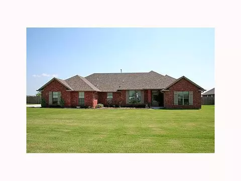 1514 Excaliber, Tuttle, OK 73089 photo 1