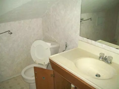 205 S 4th St, Marlow, OK 73055 photo 8