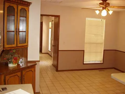 1305 Devonshire, Edmond, OK 73034 photo 3