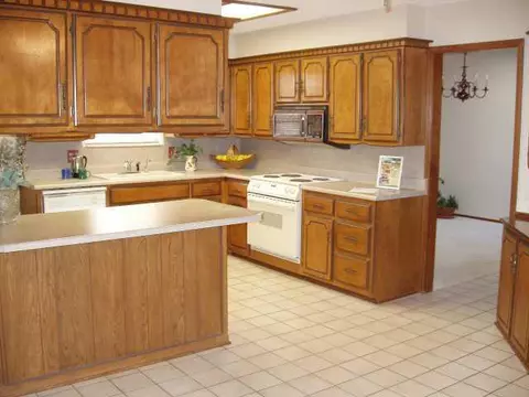 1305 Devonshire, Edmond, OK 73034 photo 1