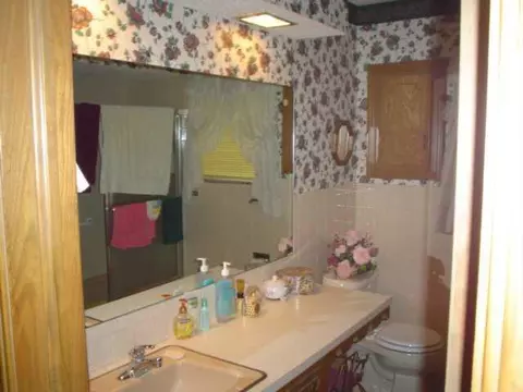 2100 Maxey, Harrah, OK 73045 photo 8