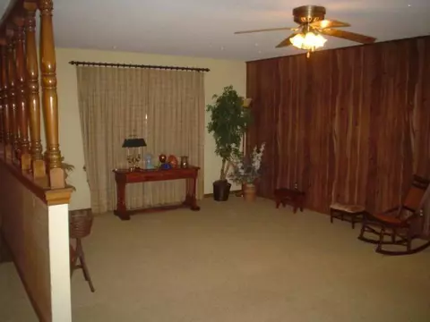 2100 Maxey, Harrah, OK 73045 photo 3