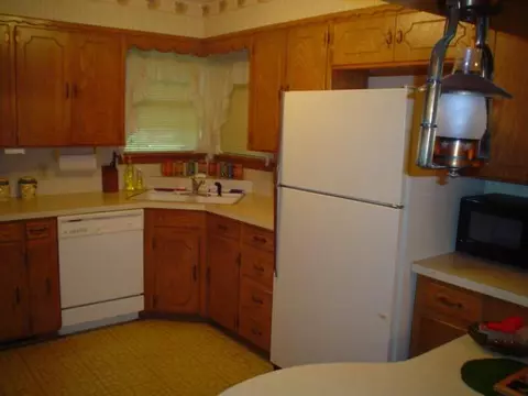 2100 Maxey, Harrah, OK 73045 photo 5