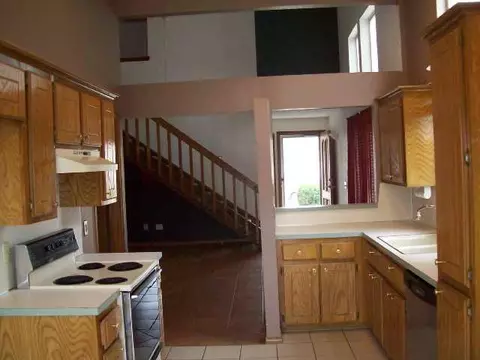 504 Clover, Moore, OK 73160 photo 3