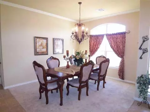 600 Summit Park Ct, Norman, OK 73071 photo 3