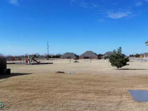 600 Summit Park Ct, Norman, OK 73071 photo 10