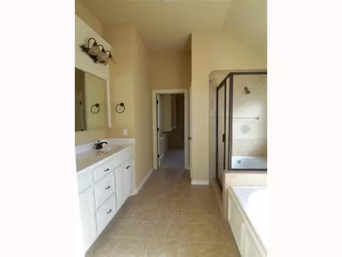 600 Summit Park Ct, Norman, OK 73071 photo 8