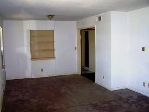 117 E Oklahoma St, Temple, OK 73568 photo 2