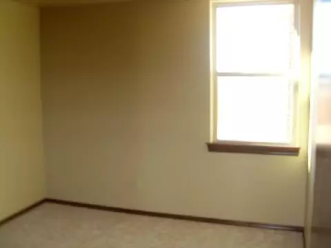 3917 Wickersham Dr, Edmond, OK 73013 photo 9