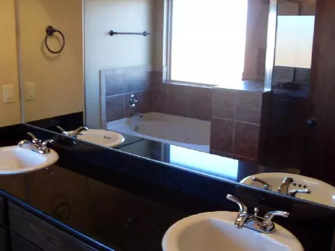 3917 Wickersham Dr, Edmond, OK 73013 photo 7