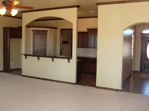 3917 Wickersham Dr, Edmond, OK 73013 photo 3