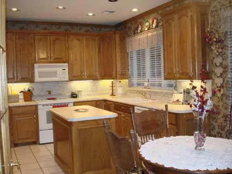 205 Cambrye, Tuttle, OK 73089 photo 2