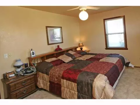 325 Englebretson Ln, Tuttle, OK 73089 photo 7