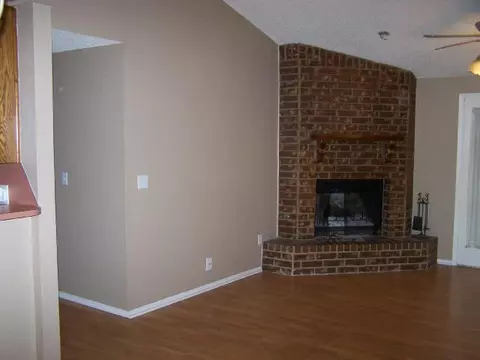 2145 Goodrich, Moore, OK 73170 photo 3