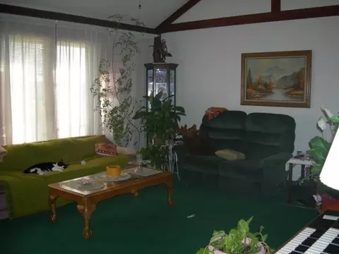 212 Englebretson, Tuttle, OK 73089 photo 2